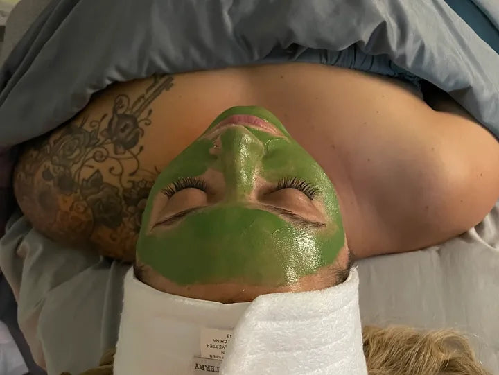 Brighten & Lighten Facial