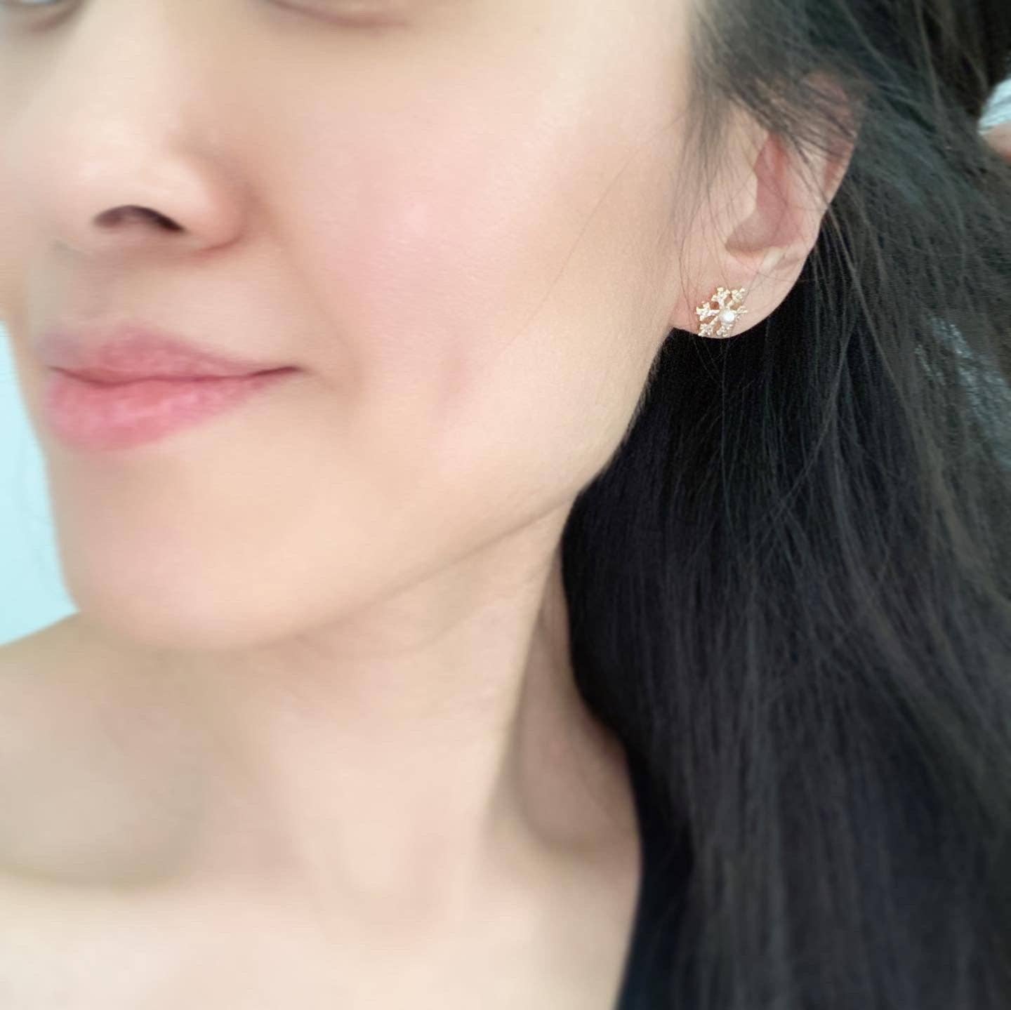 Snowflake Pearl Earrings